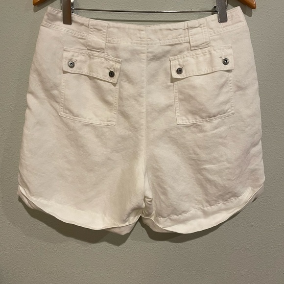 Liz Claiborne Lizwear White Linen blend shorts Size 12 - Picture 6 of 6